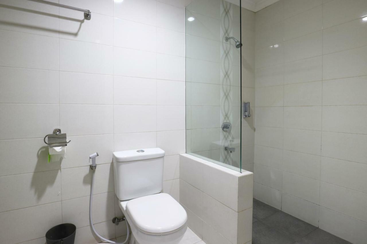 Chiaro Hotel Syariah Sidoarjo Εξωτερικό φωτογραφία